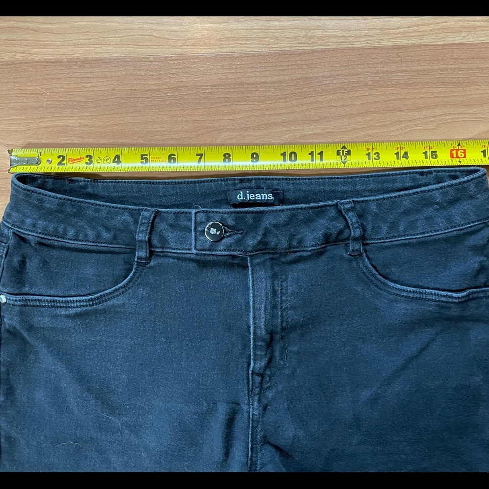 d. jeans black jean shorts size 14. - Picture 5 of 6